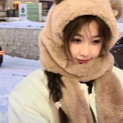 一个叫阿宝的男孩